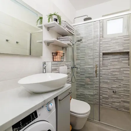 Apartmani Viktorija Jadranovo Exterior photo