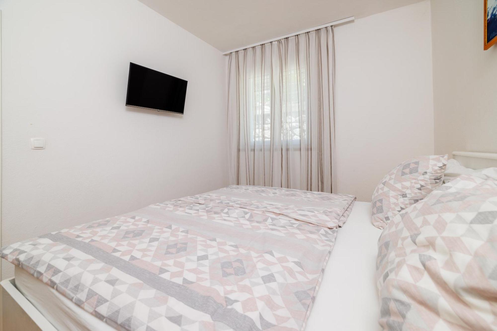 Viktorija Apartment Jadranovo
