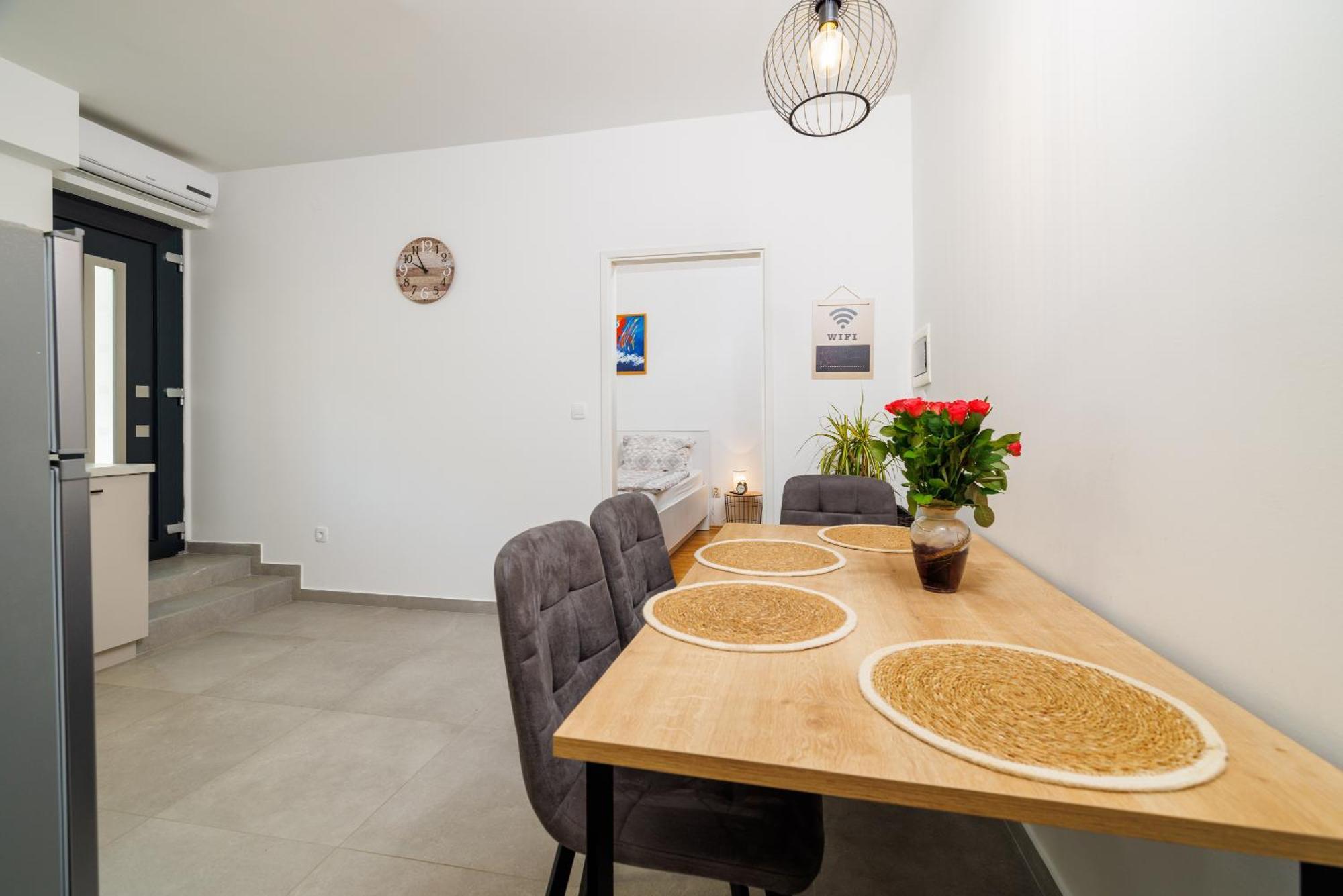 Apartment Viktorija Jadranovo
