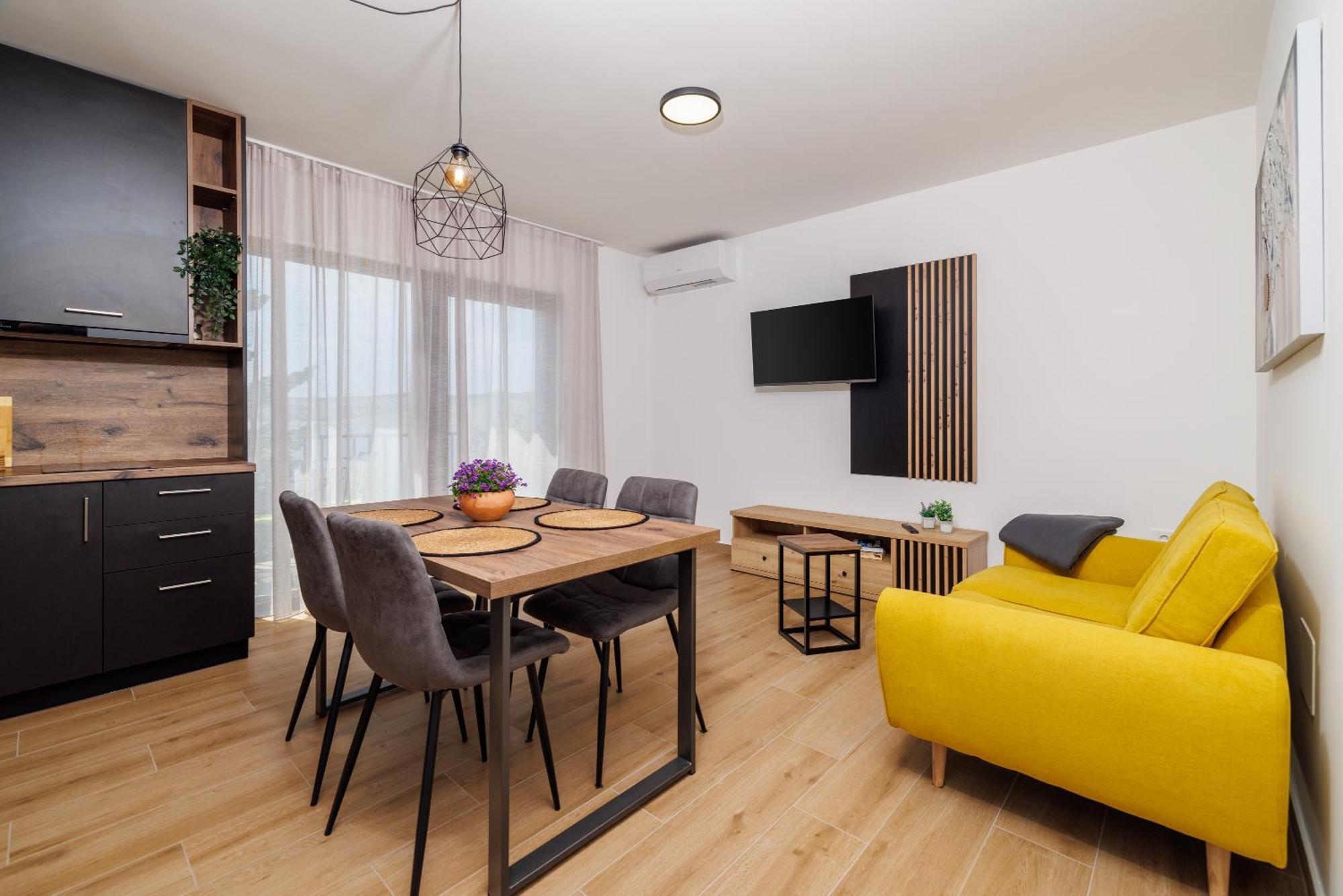 Viktorija Apartment *